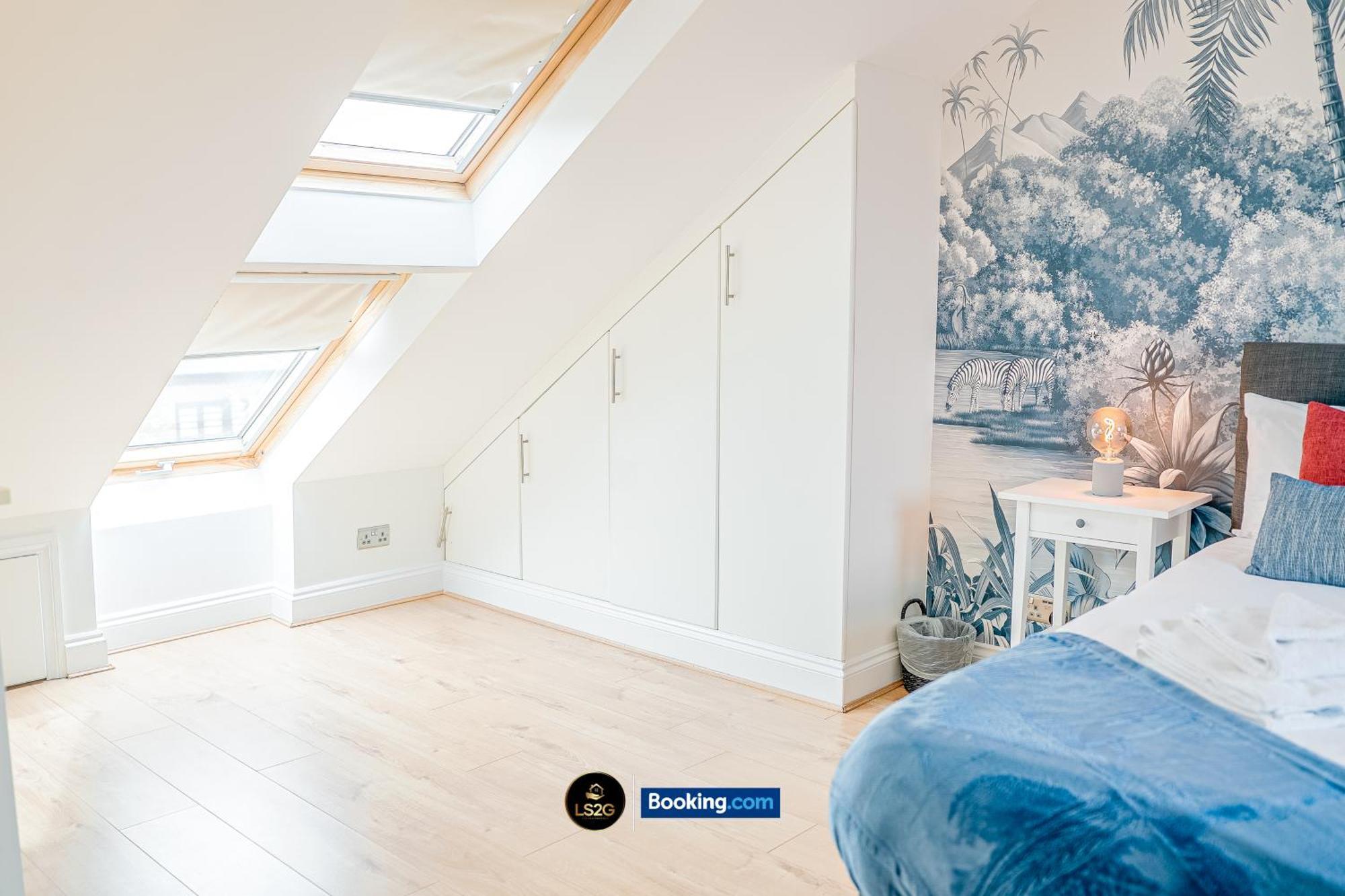 Stunning House By Ls2G Short Lets & Serviced Accommodation Greater London With Free Wifi ภายนอก รูปภาพ